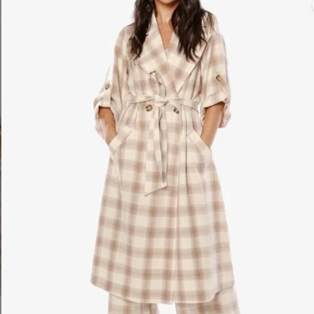 🔥 🔥 Summer Sale! Cara Santana Tan & Cream Plaid Coat